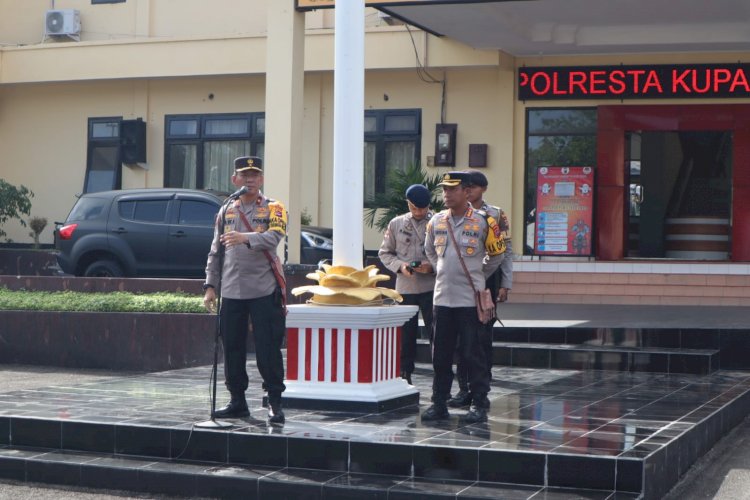 Wakapolda NTT Pimpin Apel Pagi di Polresta Kupang Kota