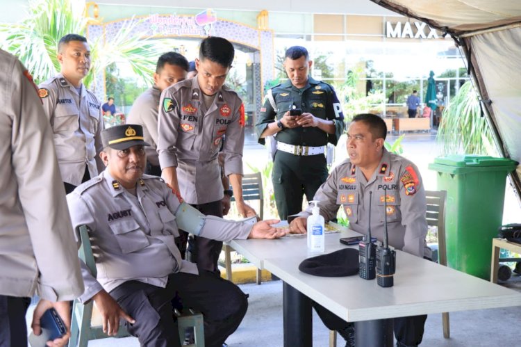 PJU Polresta Kupang Kota Cek Pos Pengamanan, Pelayanan dan Posko Terpadu Operasi Ketupat Turangga 2024