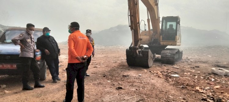 2 Hari Kebakaran TPA, Pemuda Alak Tutup Akses Jalan. Kapolresta Minta Jangan Anarkis, Semua Pihak Harus Serius Tangani Masalah Ini.