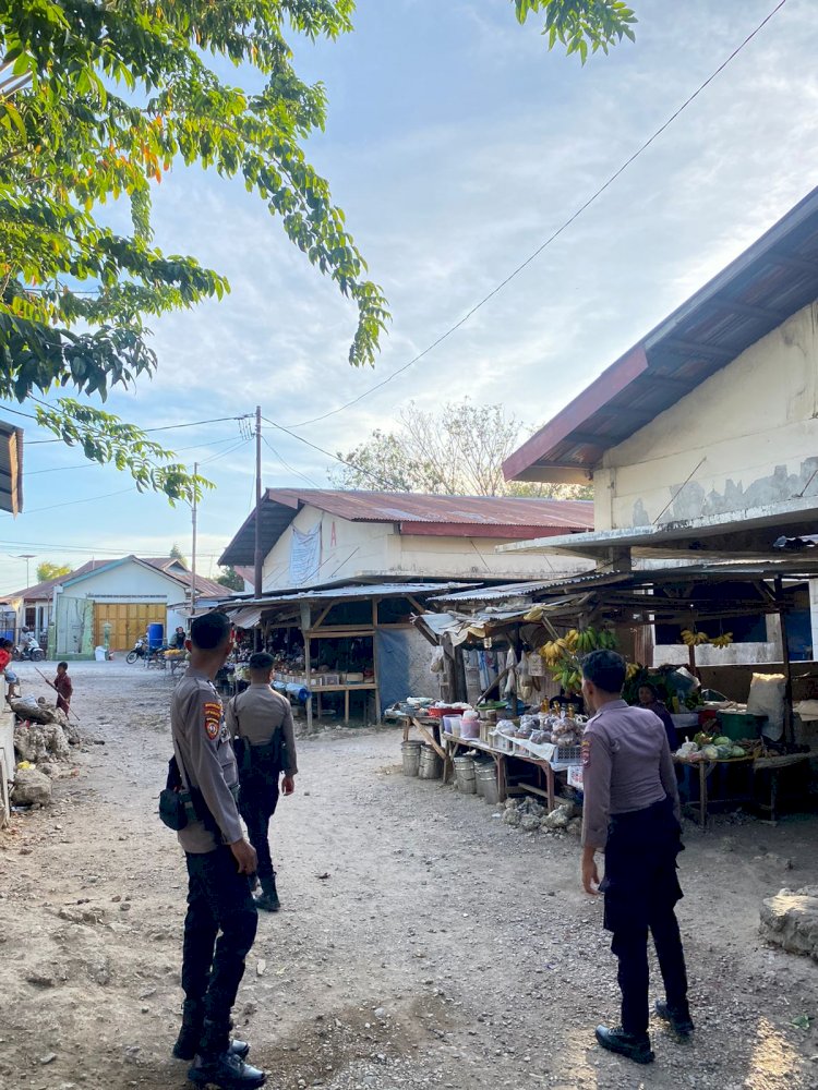 Cegah Aksi Perjudian, Samapta Polresta Kupang Kota Patroli ke Pasar Tradisional