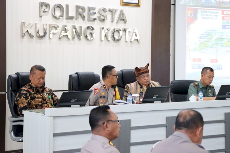 Penjabat Wali Kota Ikuti Rakor Lintas Sektoral Pengamanan Pilkada 2024 Secara Zoom Meeting dari Polresta Kupang Kota