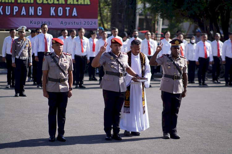 Kapolresta Kupang Kota Pimpin Upacara Sertijab Kasat Reskrim dan Kapolsek Alak