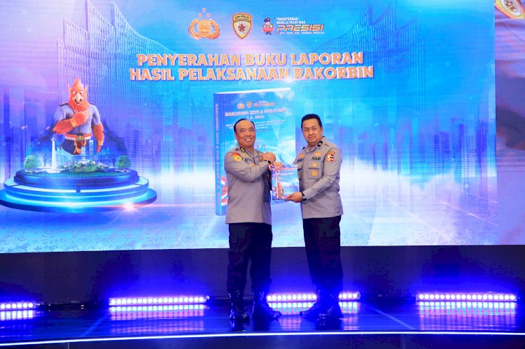 Tingkatkan Kemampuan Bahasa Inggris Personel, SSDM Polri Luncurkan Aplikasi _Digital Police English Training