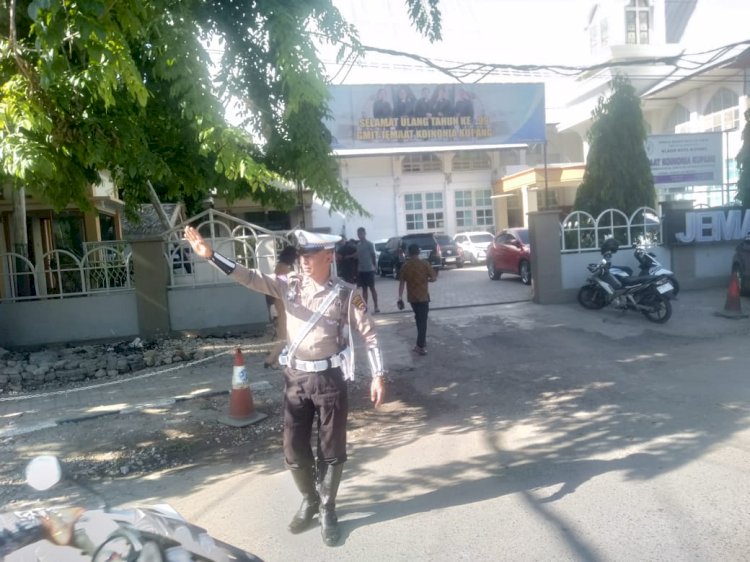 Satlantas Polresta Amankan Ibadah Minggu di Sejumlah Gereja Wilayah Kota Kupang