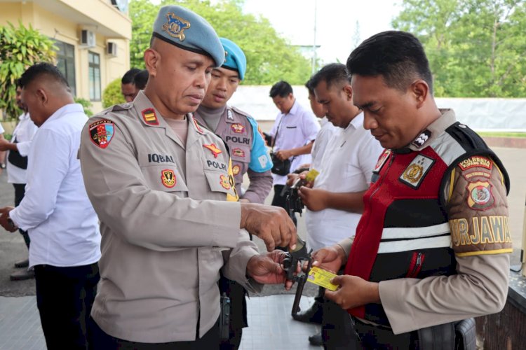 Seksi Propam Periksa Senpi Anggota Polresta Kupang Kota, Cegah Penyalahgunaan