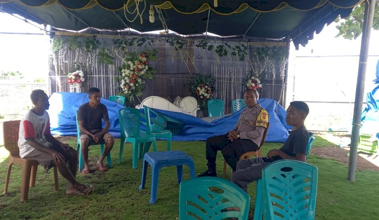 Cegah Gangguan Kamtibmas, Bhabinkamtibmas Kolhua Himbau Warga Jelang Pesta Syukuran Pernikahan.