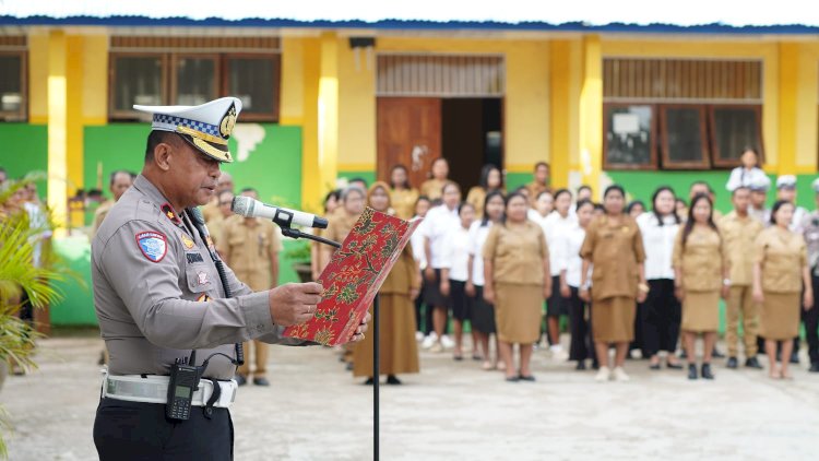 Tingkatkan Kesadaran Lalulintas Bagi Pelajar, Satuan Lantas Polresta Datangi SMKN 5 Kota Kupang.