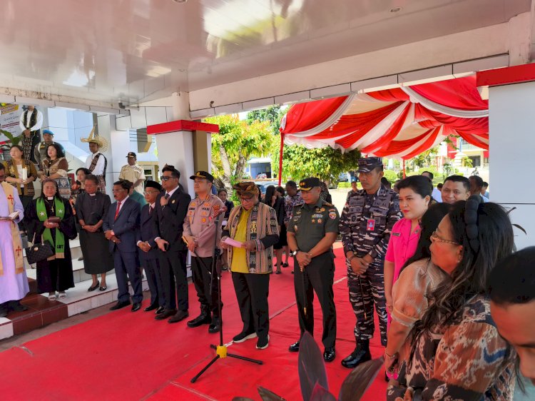 Kapolresta Kombes Aldinan Manurung, Ikut dalam Seremoni Penyambutan Wali Kota dan Wakil Wali Kota Kupang.