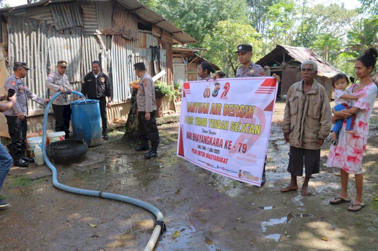 Peringati Hari Bhayangkara ke - 79 Polres TTS Baksos Air Bersih di Mollo Selatan & Kota SoE