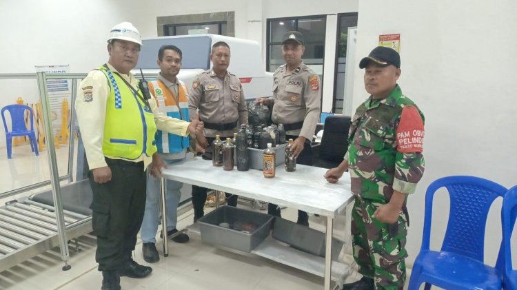 KP3 Laut Tenau Kupang Dan PT. Pelindo Amankan Berbagai Jenis Miras Yang Masuk Lewat Pelabuhan Tenau