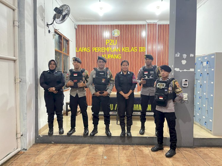 Sinergi Jaga Keamanan, Polresta Kupang Kota Gelar Patroli Sambang ke Lapas Perempuan.