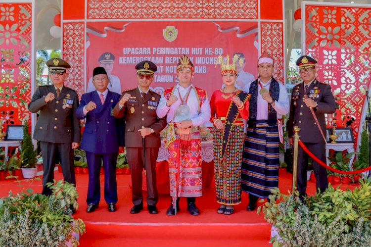 Penuh Khidmat, Kapolresta Kupang Kota Ikuti Upacara Peringatan HUT ke-80 Kemerdekaan RI Tingkat Kota Kupang.