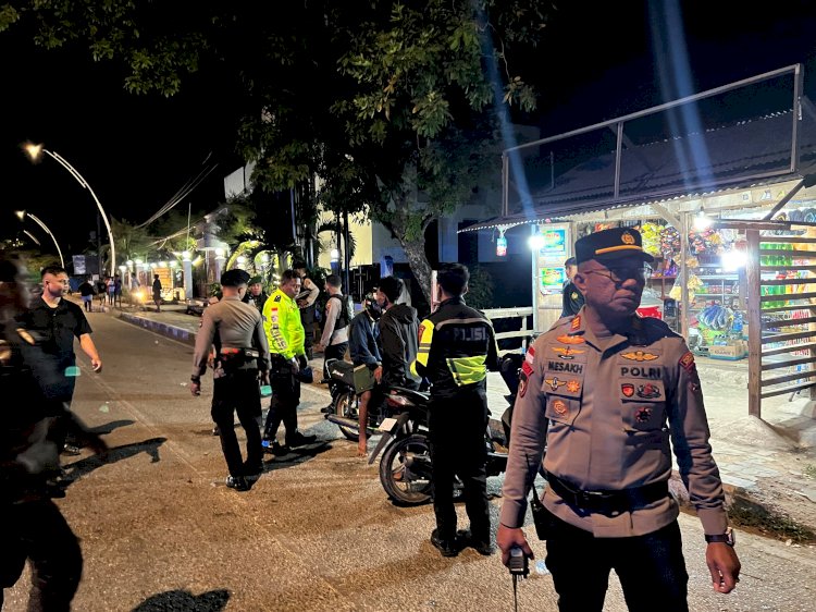 Polresta Kupang Kota Bersama TNI dan Satpol PP Gelar Patroli Gabungan Skala Besar, Antisipasi Gangguan Kamtibmas.