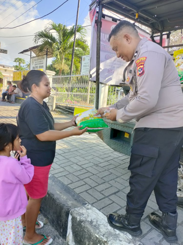 Polsek Maulafa Salurkan 1.250 Kg Beras Lewat Gerakan Pangan Murah Polri
