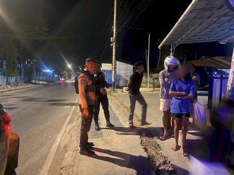 Turjawali Polresta Kupang Kota Bergerak Cepat, Bubarkan Aksi Saling Lempar Dua Kelompok Pemuda di Kayu Putih.
