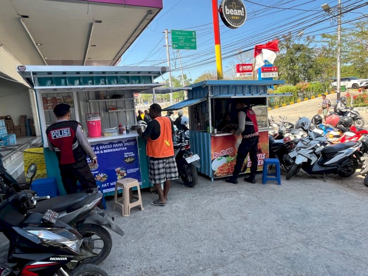 Satsamapta Polresta Kupang Kota Gelar Patroli Humanis, Dukung Keamanan dan Aktivitas UMKM.