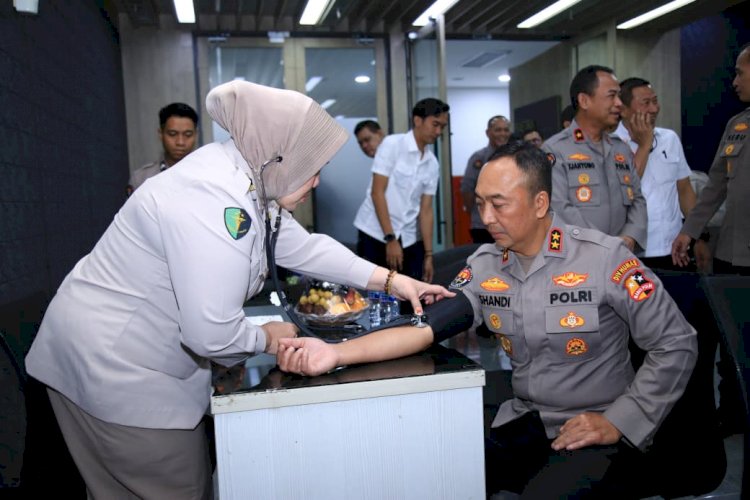 Jelang Hari Jadi ke-74, Humas Polri Gelar Donor Darah.