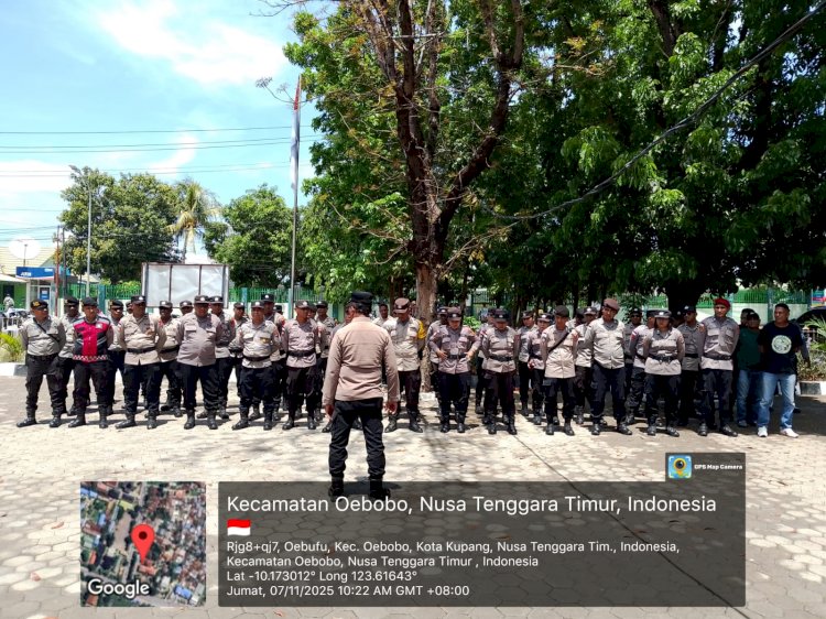Polresta Kupang Kota Amankan Aksi Unjuk Rasa Aliansi Rakyat Menggugat di Kantor Komisi Yudisial dan Bundaran Gubernur NTT