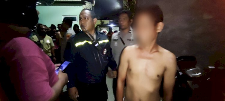 Cepat Tanggap! Bhabinkamtibmas Nunleu Amankan Pria Mabuk yang Resahkan Warga dengan Sajam.