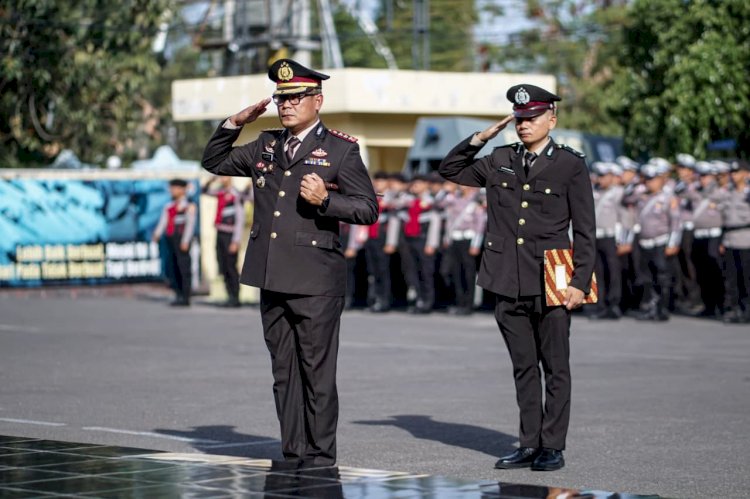 Upacara Hari Pahlawan, Kapolresta Kupang Kota Serukan Semangat Pengabdian Tanpa Pamrih.