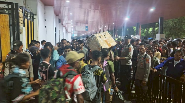 Polsubsektor Pelabuhan Tenau Amankan Debarkasi 503 Penumpang KM Sirimau