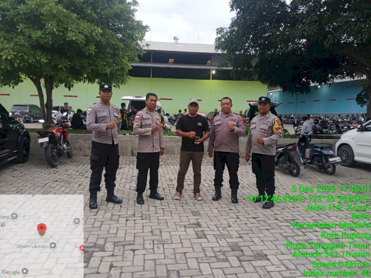 Kanit Samapta Polsek Maulafa Pimpin Pengamanan Pembukaan Turnamen Futsal HUT ke-3 RSUP Ben Mboi di Pitoby Sport Center Bello
