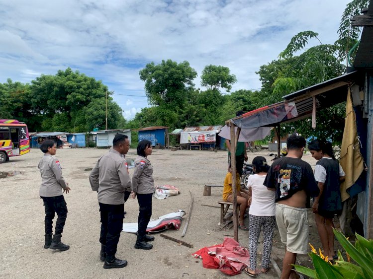 Sambang Humanis Satbinmas Polresta Kupang Kota, Edukasi Warga Hadapi Cuaca Buruk.
