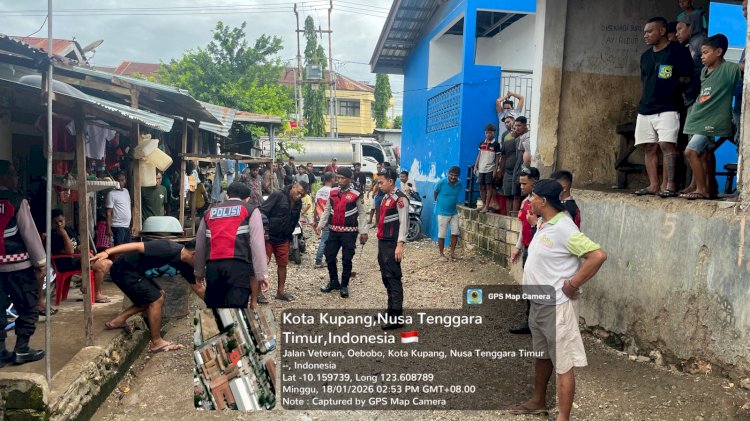 Satsamapta Polresta Kupang Kota Bubarkan Judi Sabung Ayam di Pasar Oebobo