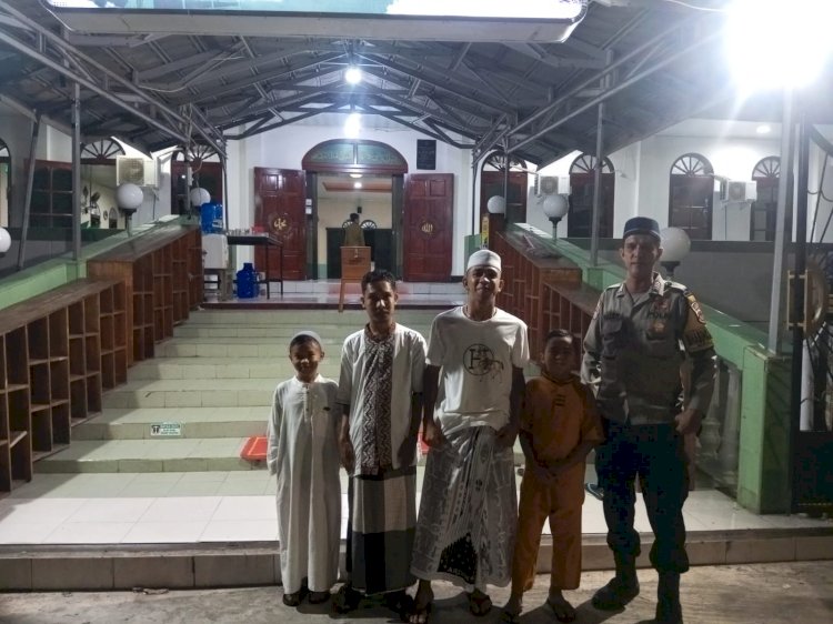 Polsek Kota Lama Perketat Pengamanan, Pastikan Ibadah Ramadhan di Kota Kupang Aman dan Khidmat.