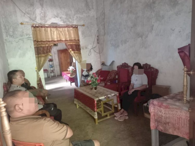 Bhabinkamtibmas Maulafa Mediasi Kasus Pengancaman Antar Warga, Berakhir Damai Secara Kekeluargaan.