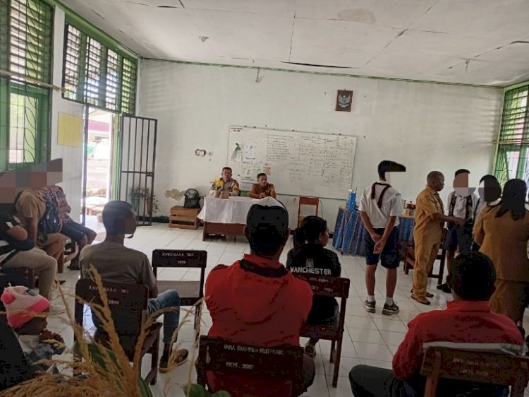 Bhabinkamtibmas Nunbaun Delha Mediasi Perkelahian Siswa SMP yang Viral di Media Sosial