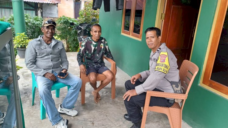 Sambang Wilayah Oesapa Selatan, Bhabinkamtibmas Tekankan Kehadiran Polisi di Tengah Masyarakat.