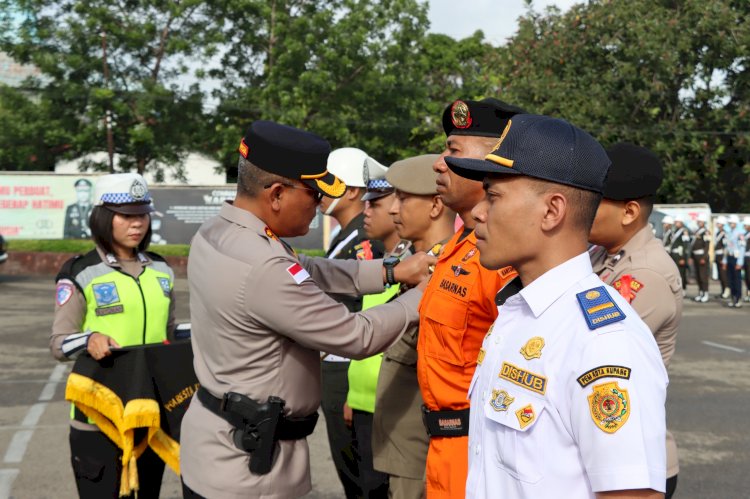 Apel Gelar Pasukan Ops Ketupat 2026, Kapolresta Kupang Kota: Siap Wujudkan Mudik Aman dan Nyaman.