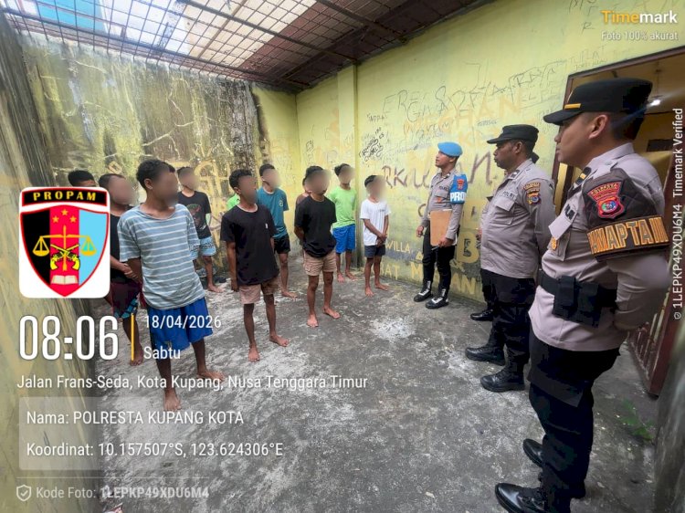 Sisi Humanis Polri, Polresta Kupang Kota Fasilitasi Olahraga Pagi bagi Para Tahanan.