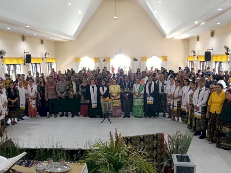 Polsek Alak Hadiri HUT ke-39 GMIT Exodus, Perkuat Sinergi Polri dan Jemaat.