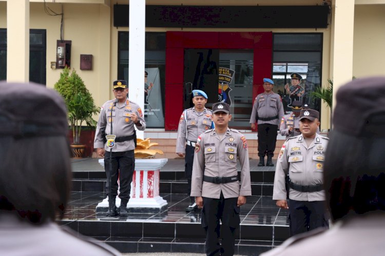 Kapolresta Kupang Kota Tekankan Disiplin, Tanggung Jawab, dan Pelayanan Humanis Saat Apel Jam Pimpinan.