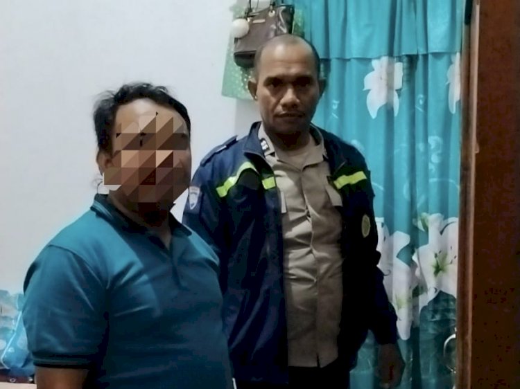 Rumah Kosong Dibobol Maling, Bhabinkamtibmas Naioni Gerak Cepat Datangi TKP.