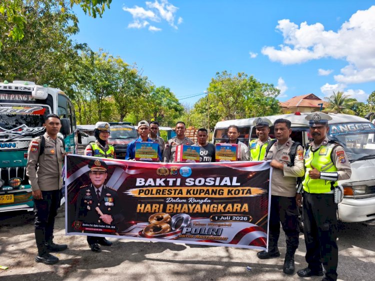 Sentuhan Humanis di Jalanan Kota Kupang: Polresta Kupang Kota Berbagi Kasih Jelang Hari Bhayangkara ke-80.