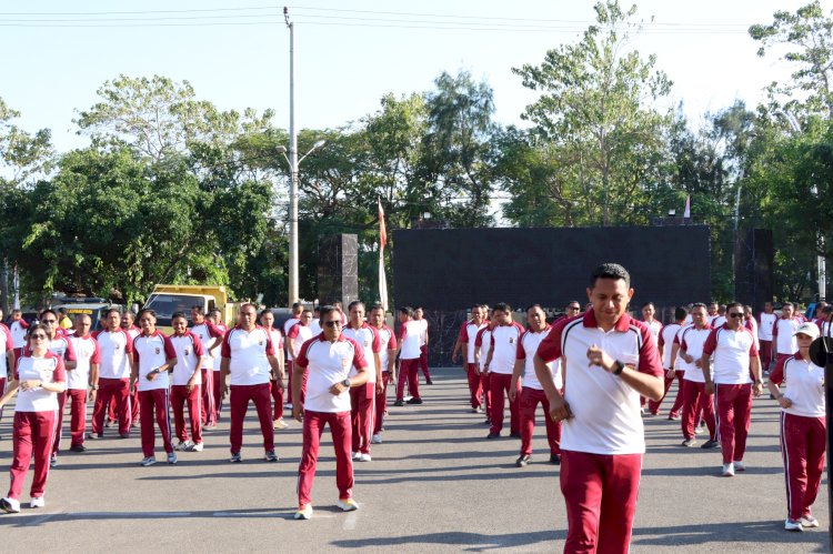 Sambut Hari Bhayangkara ke-80, Polresta Kupang Kota Perkuat Soliditas Lewat Olahraga Bersama