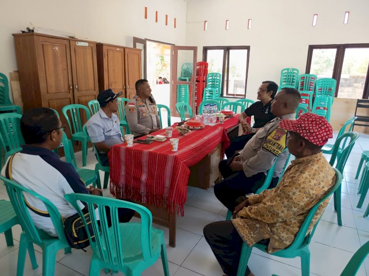 Tingkatkan Sinergitas, Kapolsek Maulafa Temui Lurah Oepura dan Fatukoa Bahas Kamtibmas.