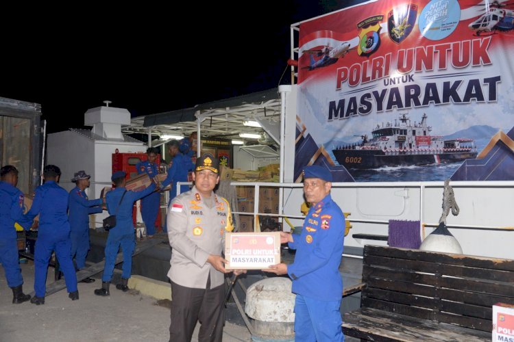 Polri Kirim Bantuan Logistik ke Pulau Palue, Kapolda NTT Lepas KP. Kasturi 6002.