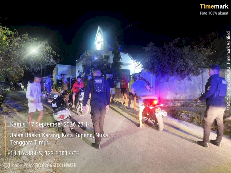 Gerak Cepat Samapta Polresta Kupang Kota Respons Laporan Keributan di Cabang Air Oebobo, Empat Pemuda Diamankan.