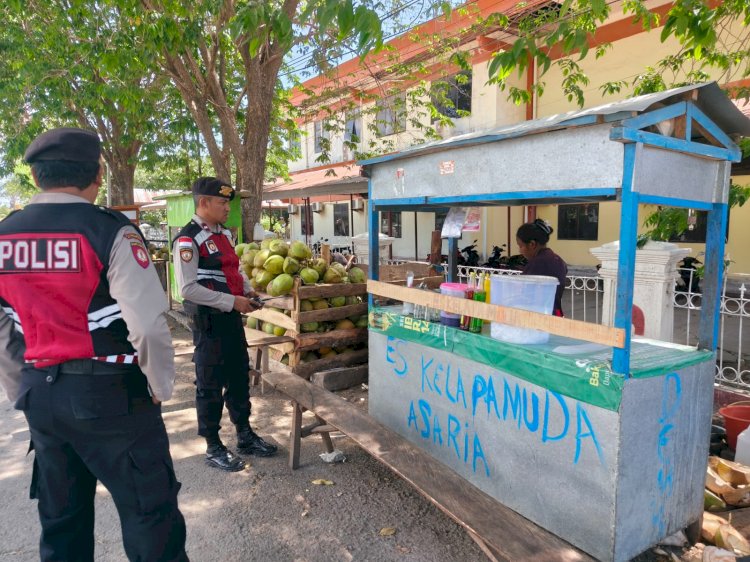Patroli Dialogis Sambangi Pelaku UMKM, Samapta Polresta Kupang Kota Serap Aspirasi Kamtibmas.