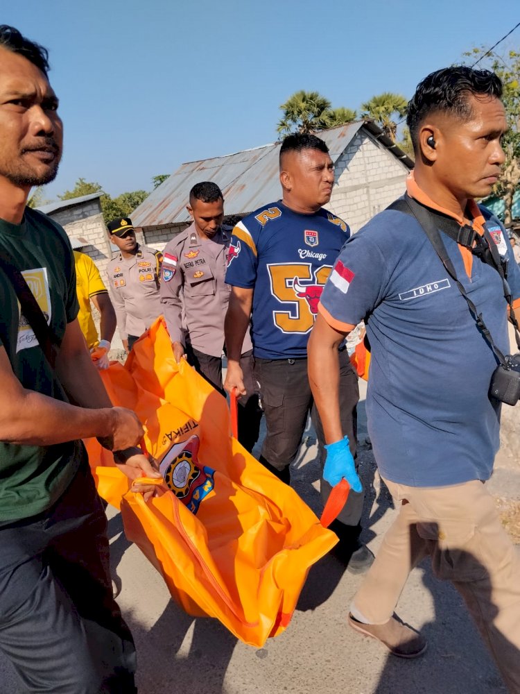 Polresta Kupang Kota dan Polsek Kota Lama Lakukan Olah TKP Penemuan Jenazah Pria di Oesapa