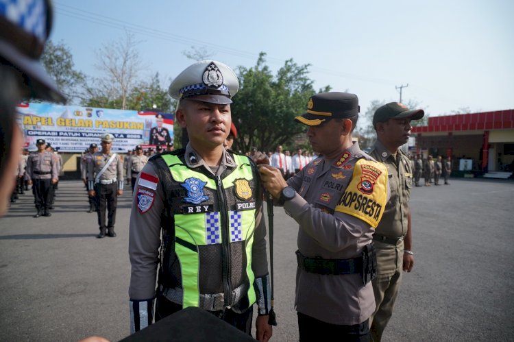 Polresta Kupang Kota Gelar Apel Pasukan Operasi Patuh Turangga 2026, Kapolda NTT: Budaya Tertib Berlalu Lintas Cermin Budaya Bangsa.