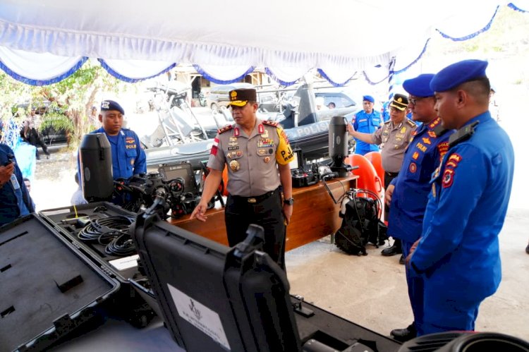 Kapolda NTT Irjen Pol. Reza Arief Dewanto Tekankan Polairud Harus Jadi Garda Terdepan Jaga Laut, Lindungi Wisatawan, dan Berantas Penyelundupan.