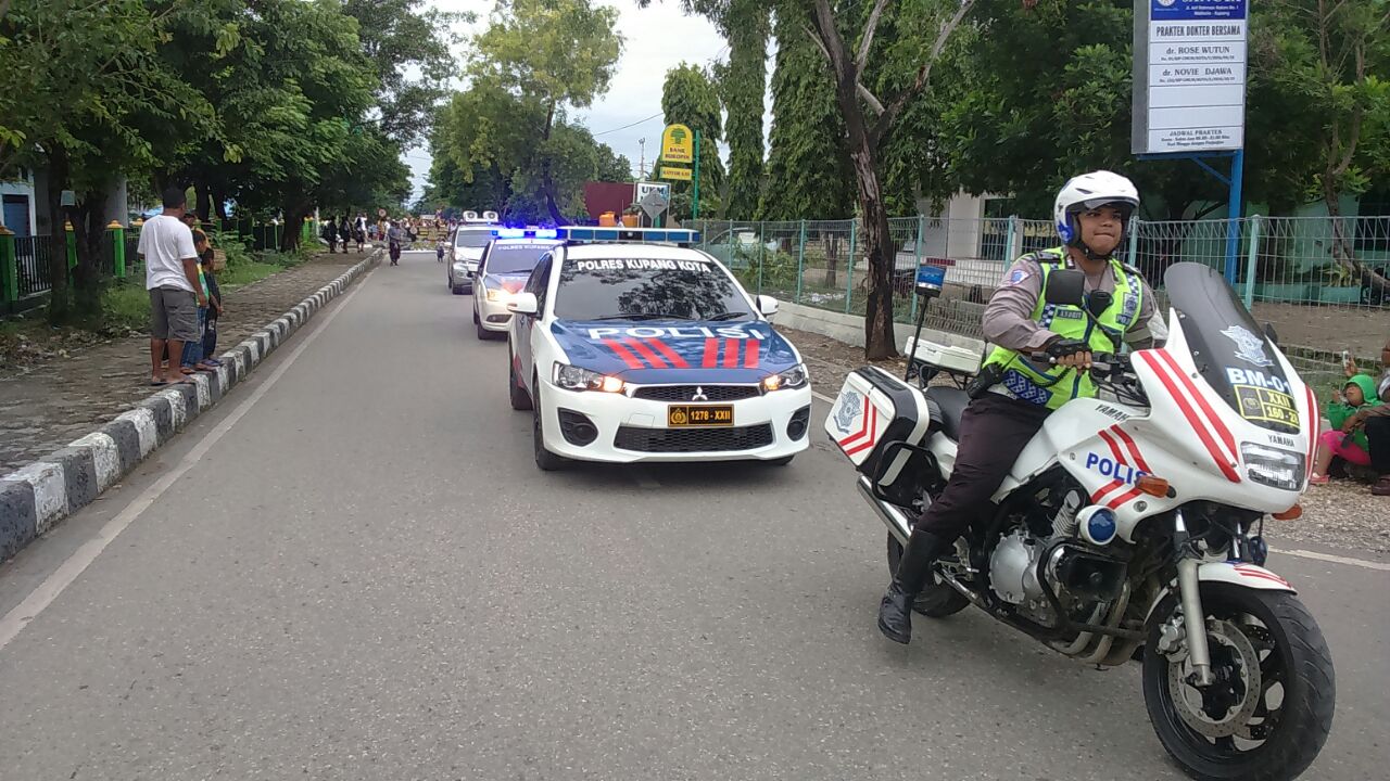 Personil Polres Kupang Kota Laksanakan Pengamanan Pawai Ogoh – Ogoh.