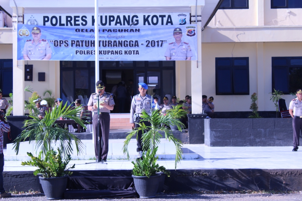 Apel Gelar Pasukan Dalam Rangka Ops Patuh Turangga  2017 Polres Kupang Kota.
