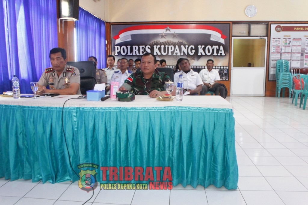 Kapolres Kupang Kota Ikuti Vicon bersama Kapolri dan  Menteri Terkait Pelaksanaan Idul Adha 1438 H