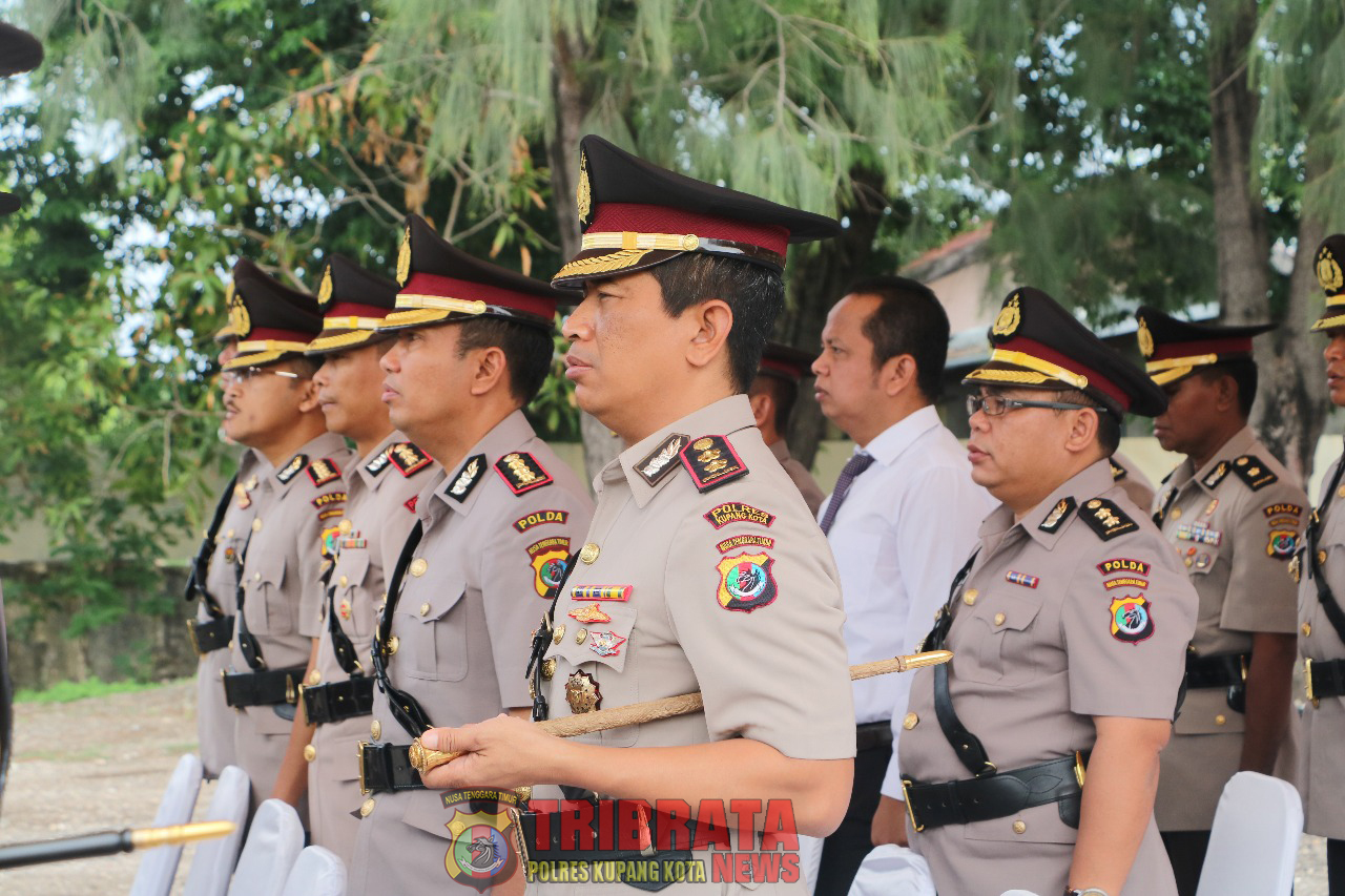 Kapolres Kupang Kota Hadiri Upacara Pembukaan Pendidikan Alih Golongan dari Bintara ke Perwira  TA. 2017.